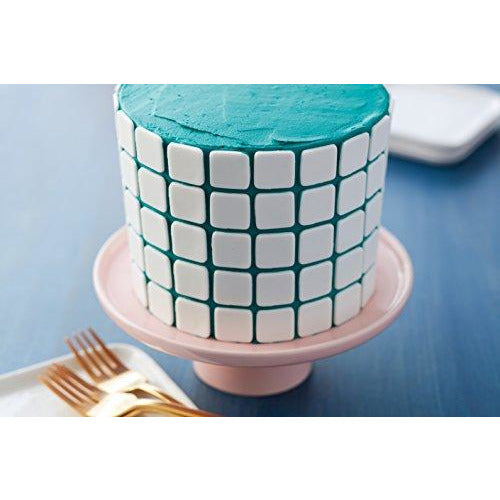 Wilton Round Cake Pan, Even-Heating for Perfect Results Every Time, Durable Heavy-Duty Aluminum, 6 x 3-Inches