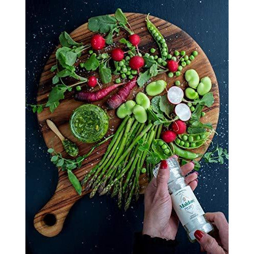 Maldon Salt, Sea Salt Flakes, 8.5 oz (240 g), Kosher, Natural, Handcrafted, Gourmet, Pyramid Crystals